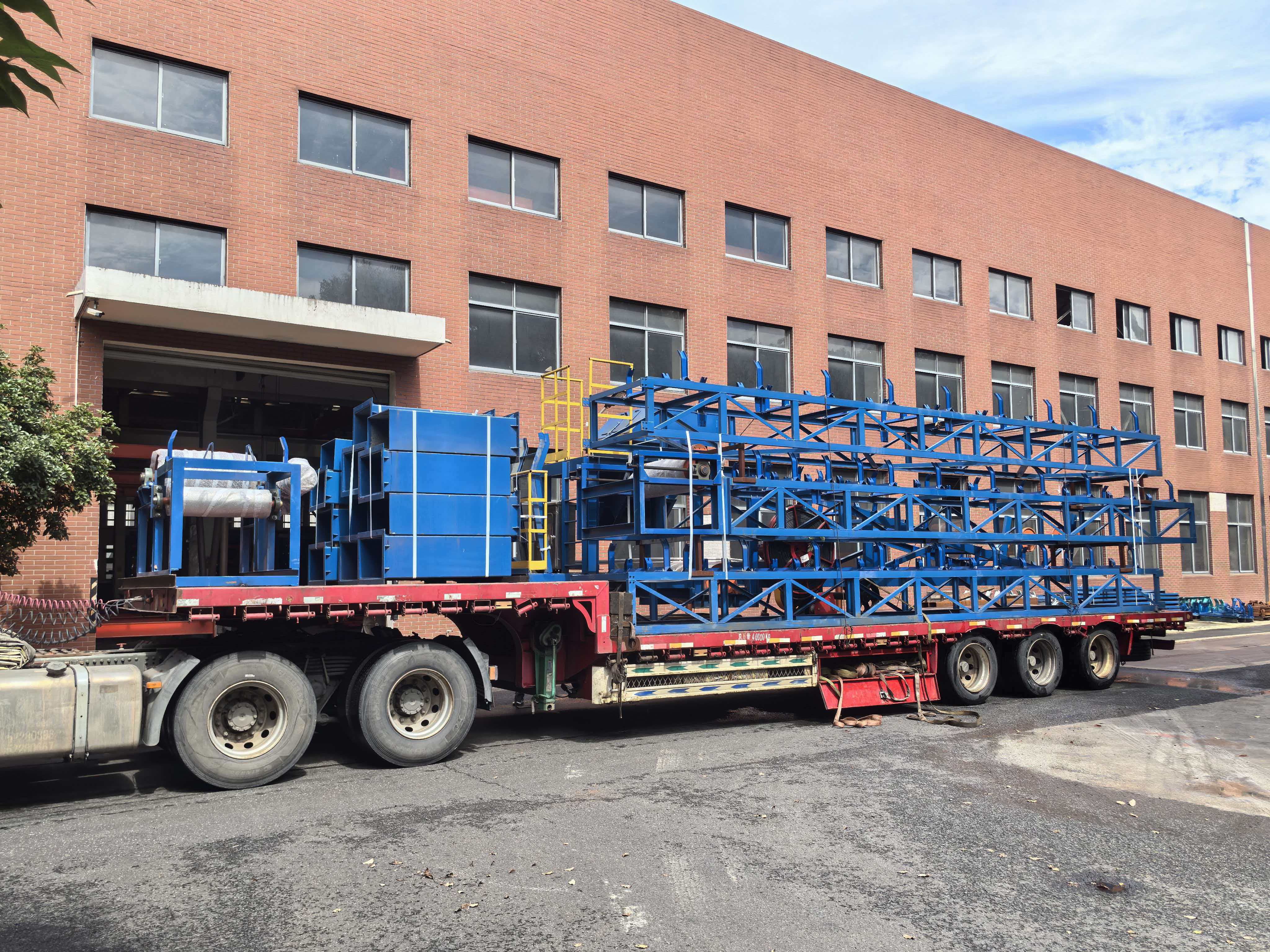 Entregáronse con éxito cintas transportadoras de deseño personalizado á instalación de reciclaxe de residuos de C&D chinesa